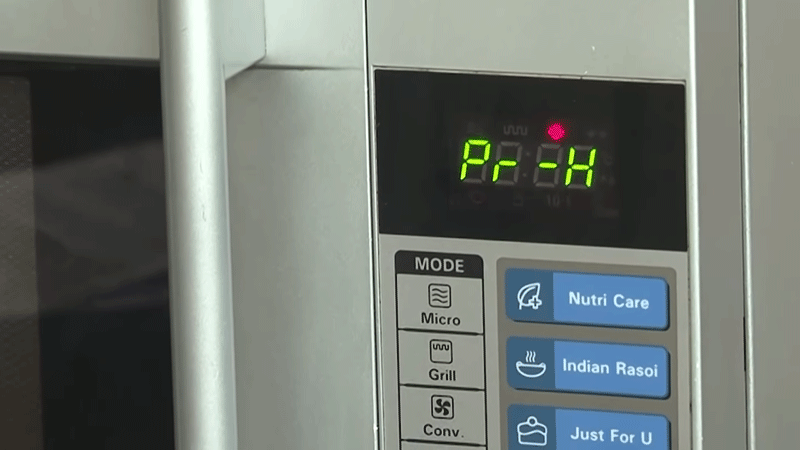 How to Know When Toaster Oven is Preheated